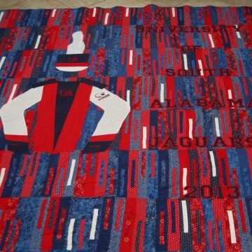 South Alabama Jaguar Quilt - King Size